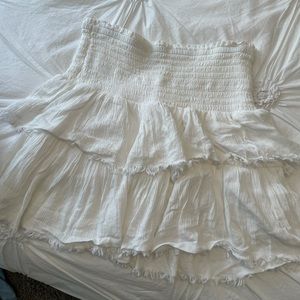 White ruffled skirt